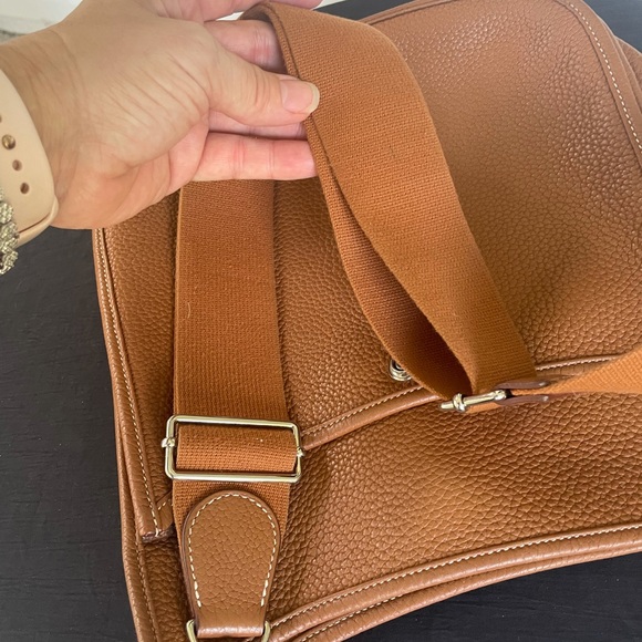 Evelyn 29 PM Gold PHW - Picture 9 of 14